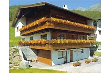 Austria Privát Sölden, Exterior